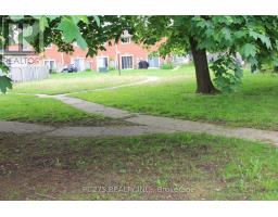 101 - 1090 KIPPS LANE - 21