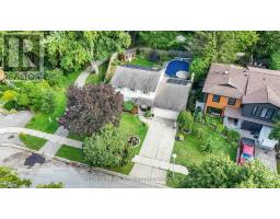 210 CHALET CRESCENT - 39
