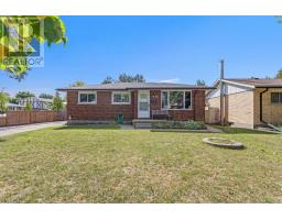 36 GENEVIVE CRESCENT - 1