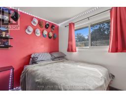 36 GENEVIVE CRESCENT - 13