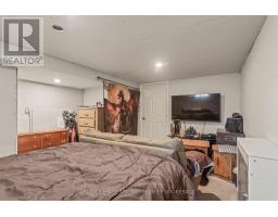 36 GENEVIVE CRESCENT - 17