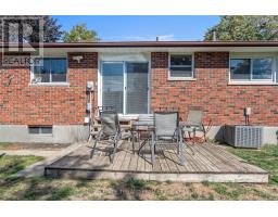36 GENEVIVE CRESCENT - 27
