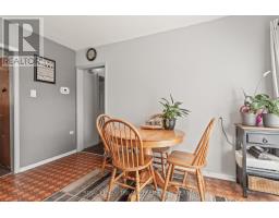 36 GENEVIVE CRESCENT - 8
