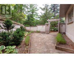 25 BLOOMFIELD DRIVE - 14