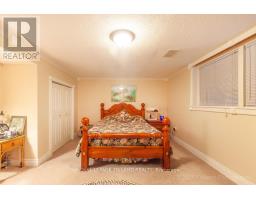 25 BLOOMFIELD DRIVE - 42
