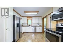 2487 OXFORD STREET W - 14
