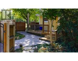 2487 OXFORD STREET W - 40