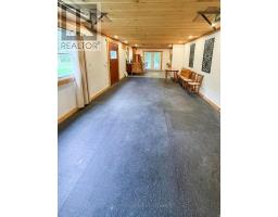 2487 OXFORD STREET W - 44