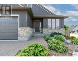 137 FINCH COURT - 3