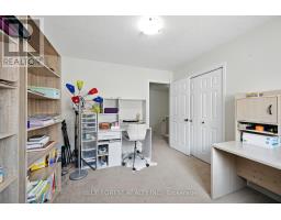 2087 FOXWOOD AVENUE - 16