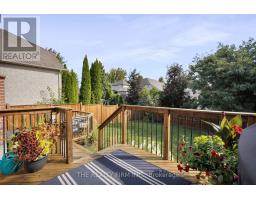 581 CLEARWATER CRESCENT - 40