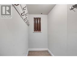 603 QUEENS AVENUE - 20