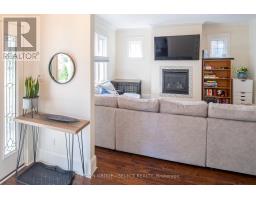 871 COLBORNE STREET - 5