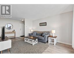 1103 - 1105 JALNA BOULEVARD - 10