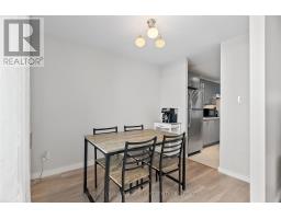 1103 - 1105 JALNA BOULEVARD - 17