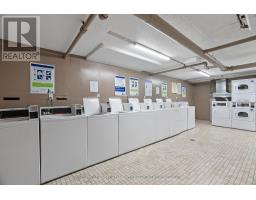 1103 - 1105 JALNA BOULEVARD - 30