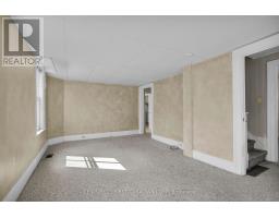 104 ST ANDREW STREET - 15