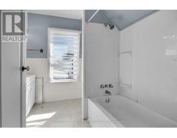 104 ST ANDREW STREET - 21