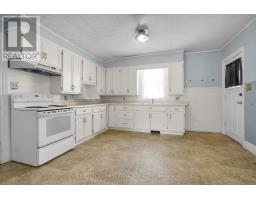 104 ST ANDREW STREET - 9