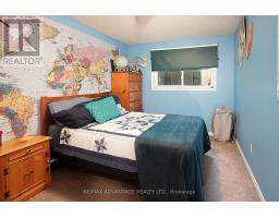 126 OLYMPIC CRESCENT - 24