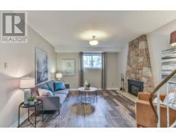 41 FOX MILL COURT - 28