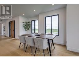2 FIVE STAKES STREET - 13