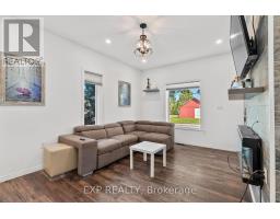 9 ANN STREET - 10