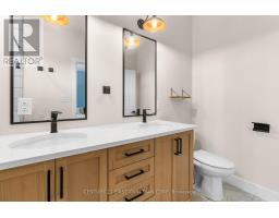 128 SCOTTS DRIVE - 32