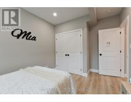 8865 IONA ROAD - 34