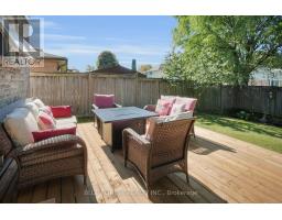 90 EDMUNDS CRESCENT - 28