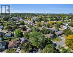 90 EDMUNDS CRESCENT - 33