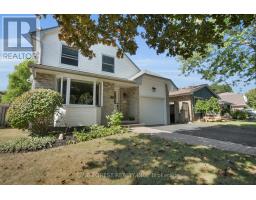 90 EDMUNDS CRESCENT - 34