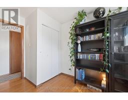 7 UPCOTT CRESCENT - 25