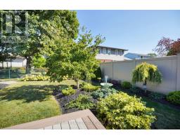 999 FARNHAM ROAD - 45