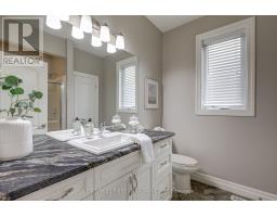 696 BENNETT CRESCENT - 13