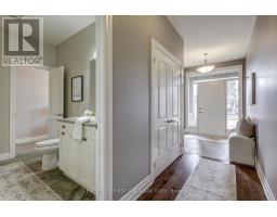 696 BENNETT CRESCENT - 4