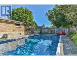 44 TWEED CRESCENT - 42