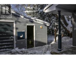 901 WILLOW DRIVE - 7