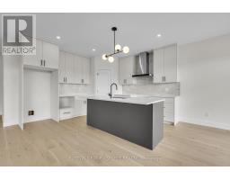58 BRISCOE CRESCENT - 22