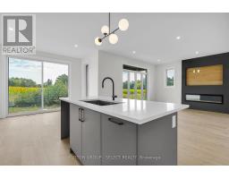 58 BRISCOE CRESCENT - 26