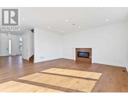 23 GREENE STREET - 14