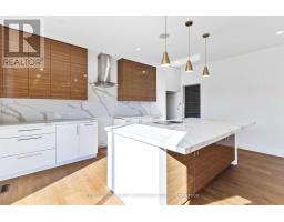 23 GREENE STREET - 19