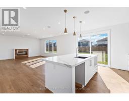 23 GREENE STREET - 20
