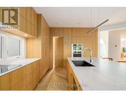 52 BIRCHMOUNT WALK - 17