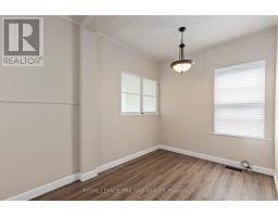 26 KENSINGTON AVENUE - 10