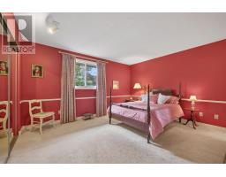 4 - 60 FIDDLERS GREEN ROAD - 17
