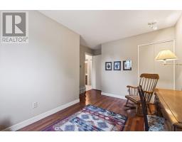 4 - 60 FIDDLERS GREEN ROAD - 21