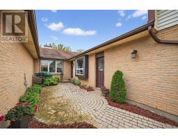 4 - 60 FIDDLERS GREEN ROAD - 3