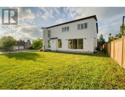 115 SOUTH CARRIAGE ROAD - 34