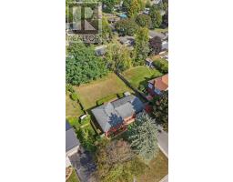 12 FIELD ROAD - 4